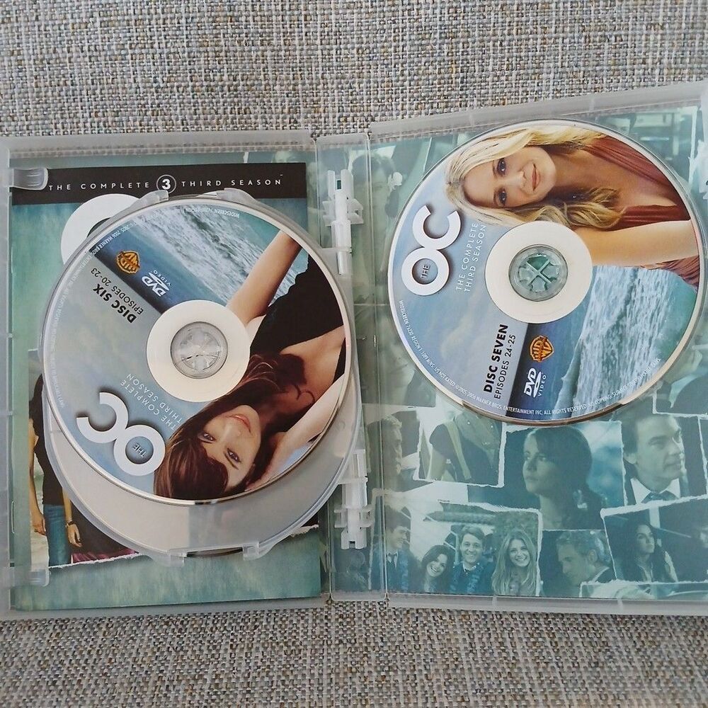The O.C.: Complete Third Season 3 (DVD, 2006, 7-Disc Set) - Picture 5 of 6